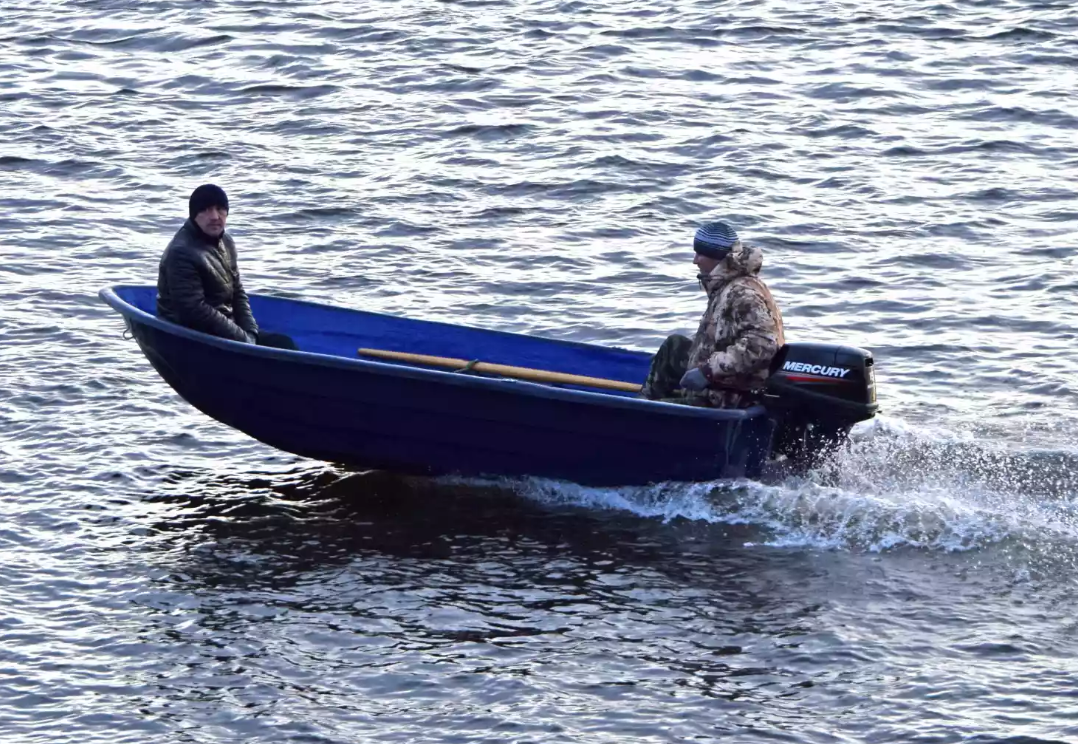 Стеклопластиковая лодка Neman-340 (тримаран) в Кургане