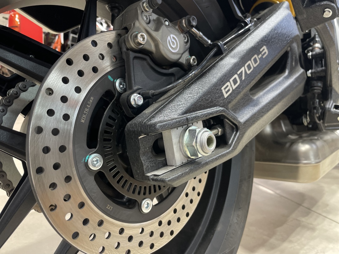 Мотоцикл Benda LFS 700 в Кургане