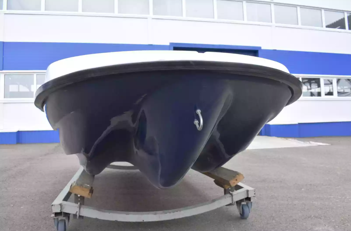 Стеклопластиковая лодка Пингвин New (тримаран) в Кургане