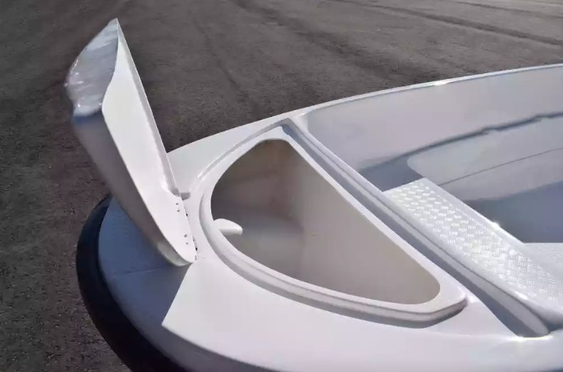 Стеклопластиковая лодка Пингвин (тримаран) в Кургане