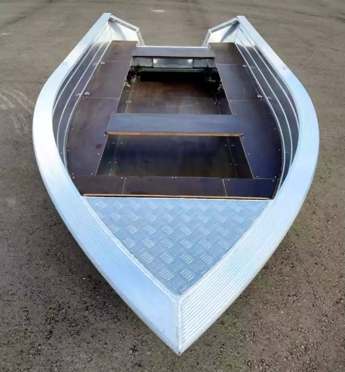 Алюминиевая лодка Неман-400 в Кургане