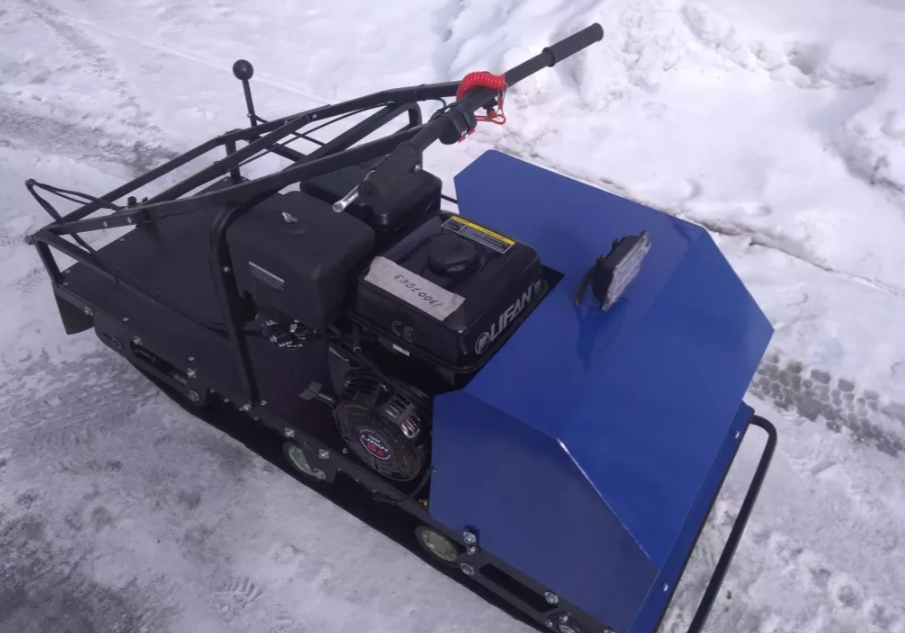 Мотобуксировщик AhtaR ЗИМА с реверсом (задний ход) в Кургане