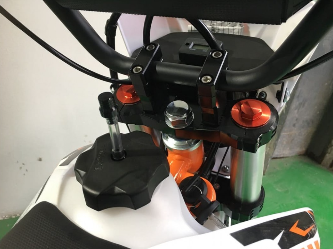 Питбайк JHLMOTO JHL Z125E Pro (ZS154FMI-3) в Кургане