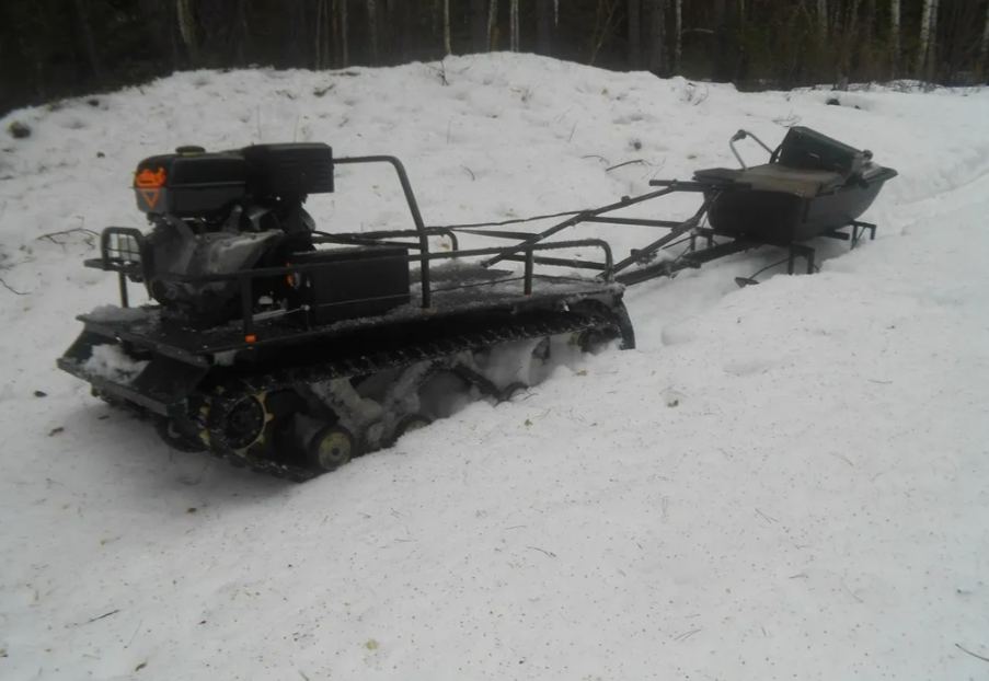 Мотобуксировщик AhtaR L 9 в Кургане