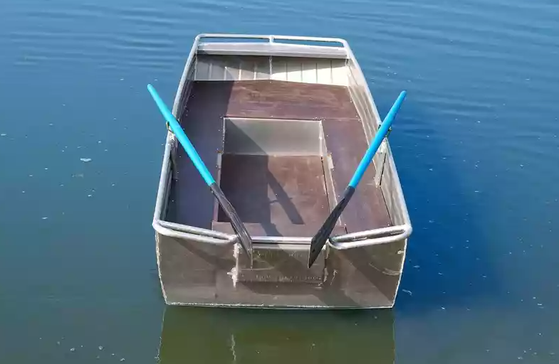 Алюминиевая лодка Wyatboat-300 в Кургане