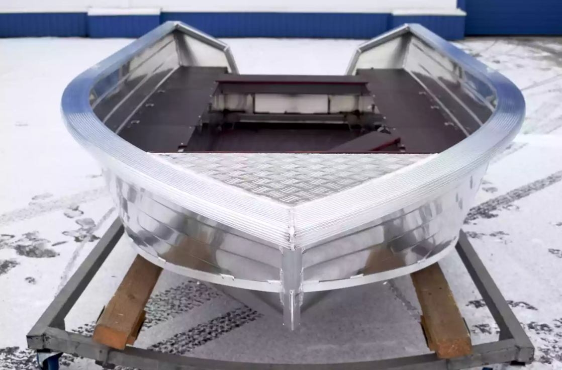 Алюминиевая лодка Неман-400 в Кургане