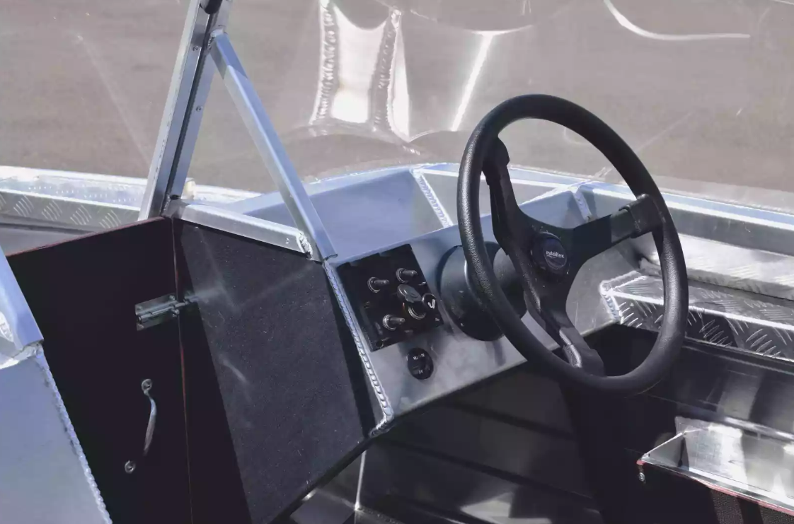 Алюминиевая лодка Wyatboat-390 DCM в Кургане