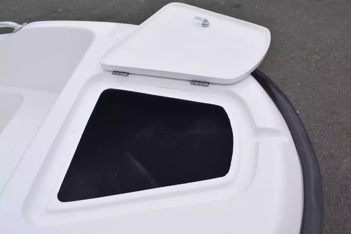 Стеклопластиковая лодка Пингвин New (тримаран) в Кургане