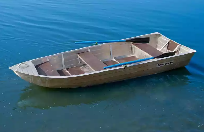 Алюминиевая лодка Вятка-Профи 37 в Кургане