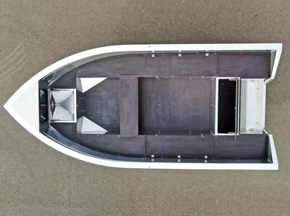 Алюминиевая лодка  Неман-420 в Кургане