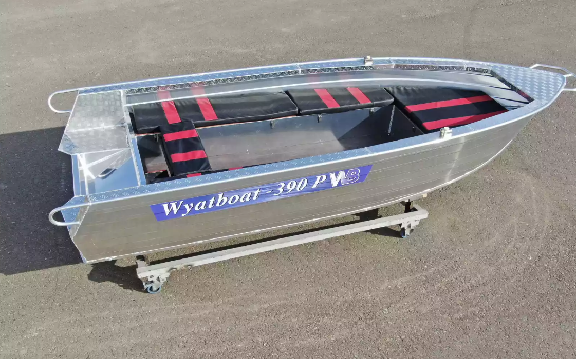 Алюминиевая лодка Wyatboat-390РМ увеличенный борт в Кургане
