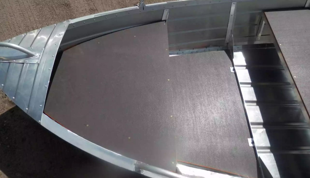 Алюминиевая лодка Вятка-Профи 32 в Кургане