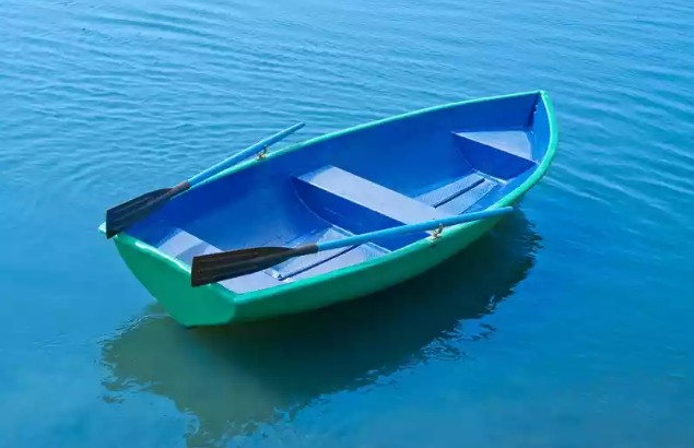 Стеклопластиковая лодка Дельфин в Кургане