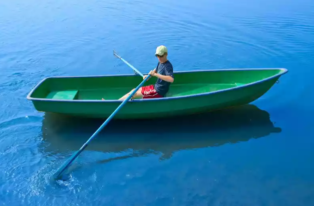 Стеклопластиковая Лодка Голавль в Кургане