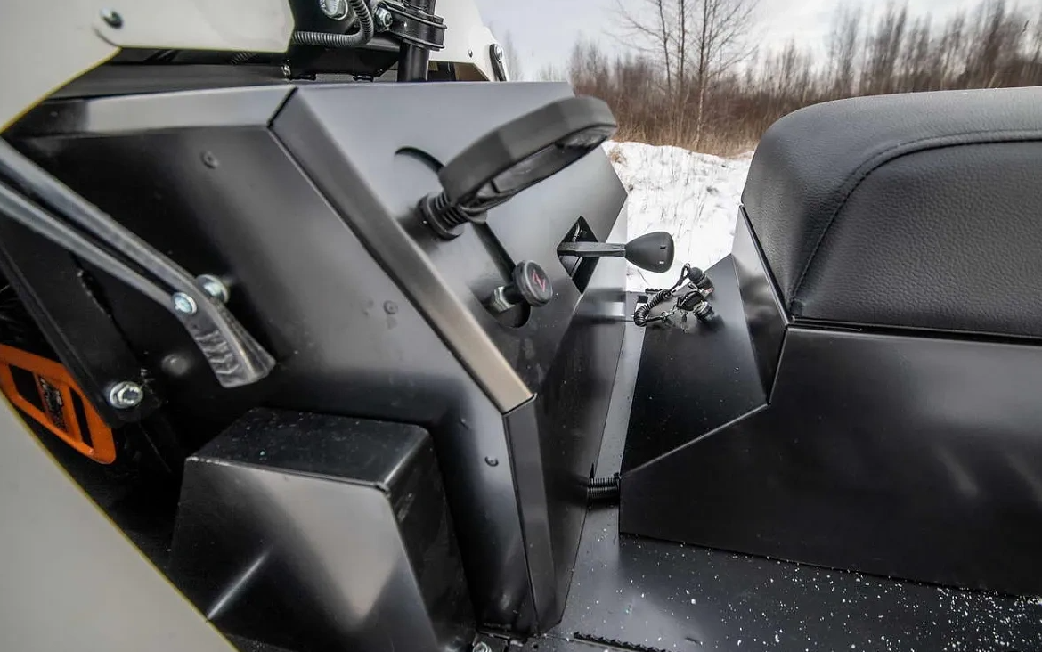 Снегоход БТС "АРКТИК 4Т" 18.5 л.с. э/зап, реверс, тормоз в Кургане