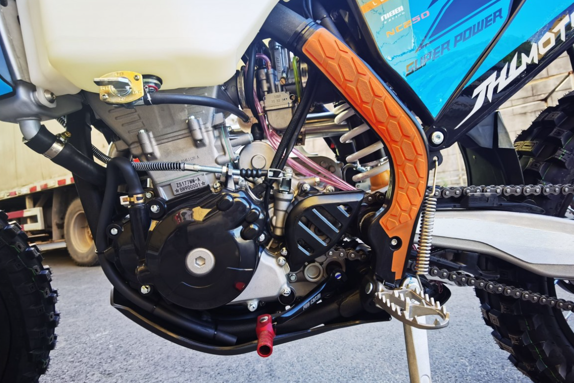 Мотоцикл JHLMOTO JHL Z7 NC250S (177MM-A) в Кургане