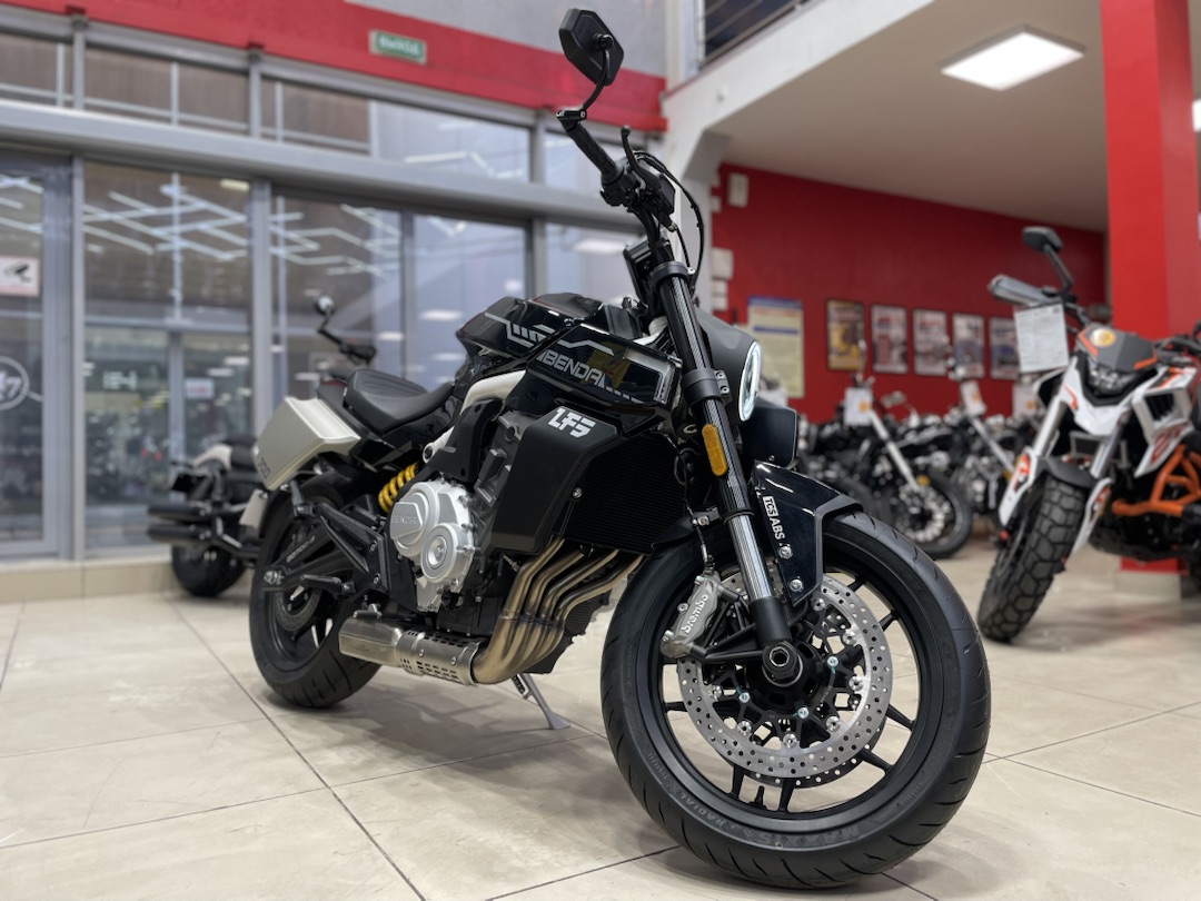 Мотоцикл Benda LFS 700 в Кургане