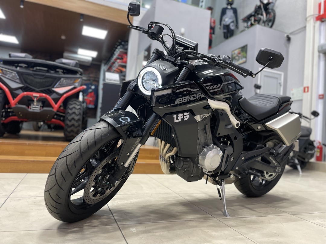 Мотоцикл Benda LFS 700 в Кургане