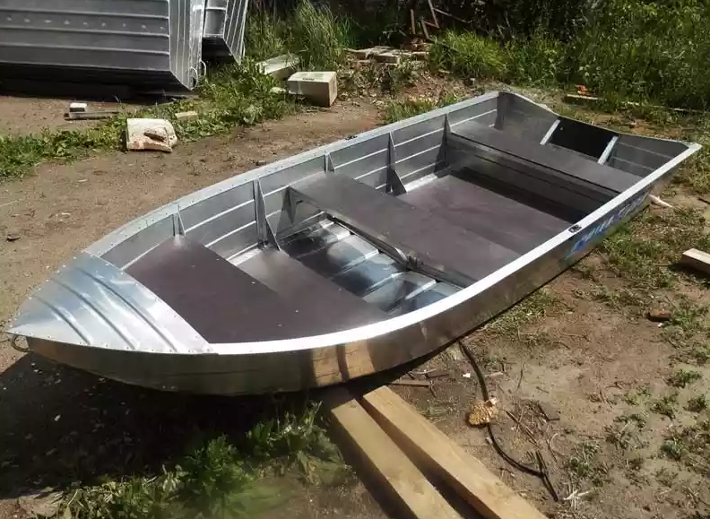 Алюминиевая лодка Вятка-Профи 37 в Кургане