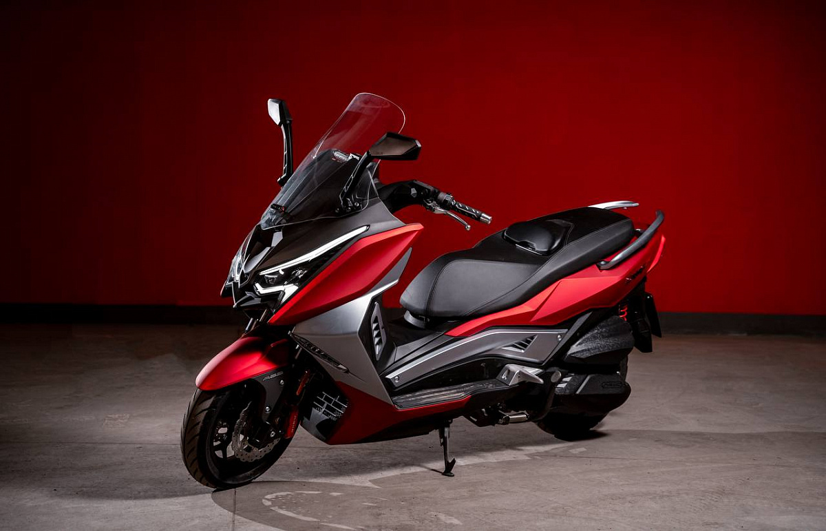 МАКСИСКУТЕР ARIIC 318 в Кургане