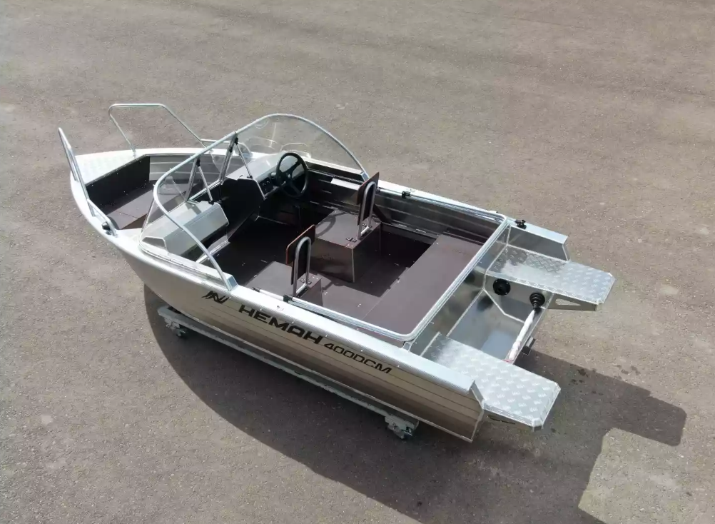 Алюминиевая лодка  Неман-400 DCM NEW в Кургане