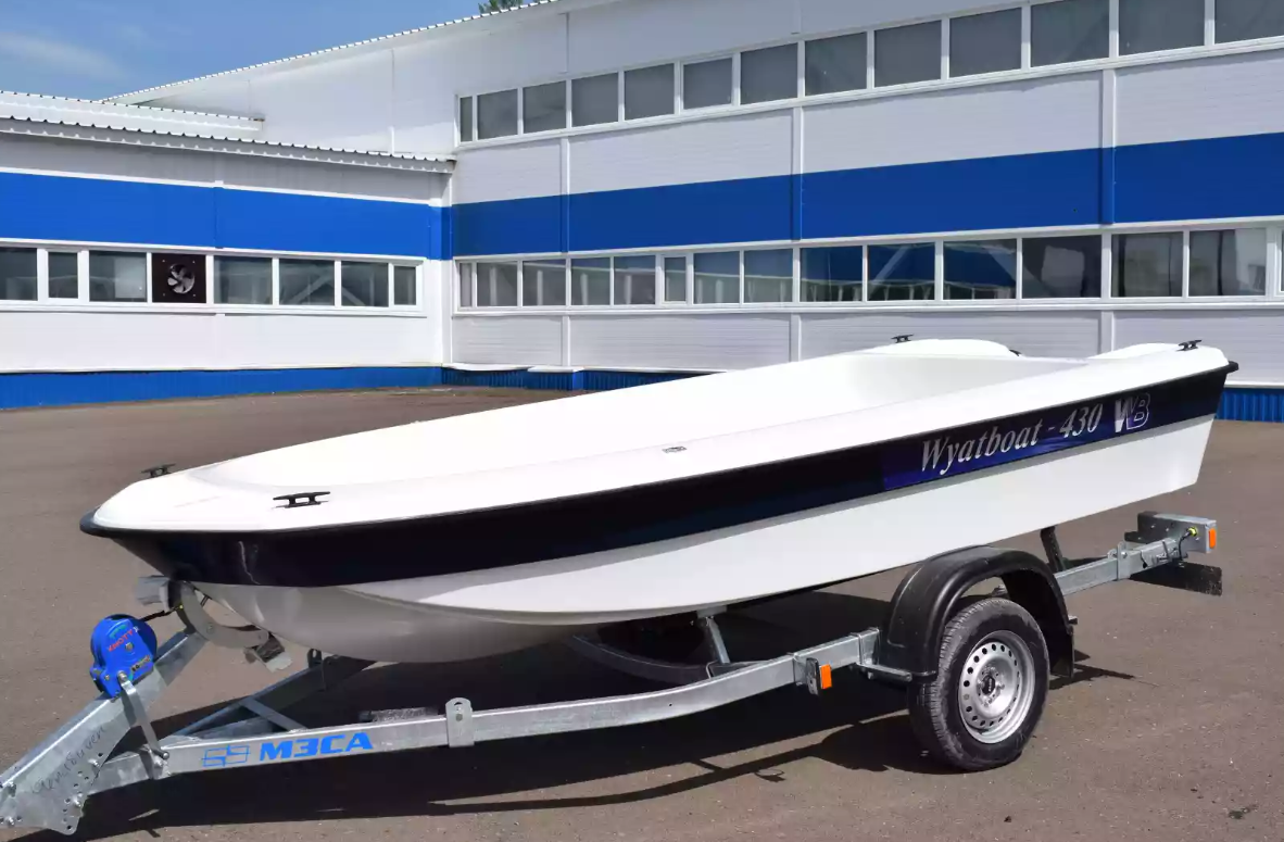 Стеклопластиковая лодка Wyatboat 430 тримаран в Кургане
