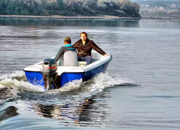 Стеклопластиковая лодка Wyatboat 430 тримаран в Кургане