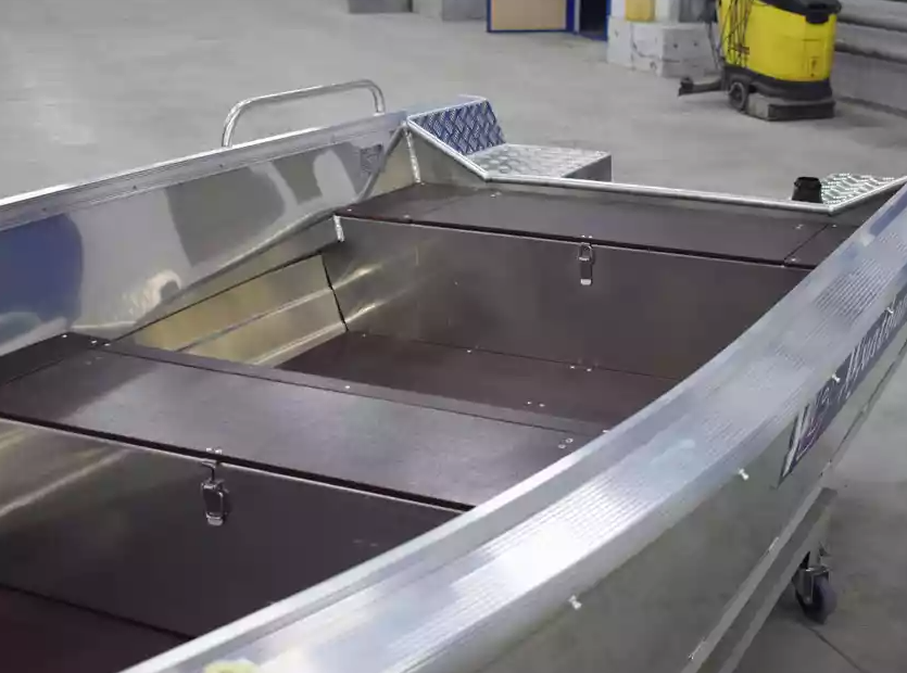 Алюминиевая лодка  Wyatboat-430 Р в Кургане