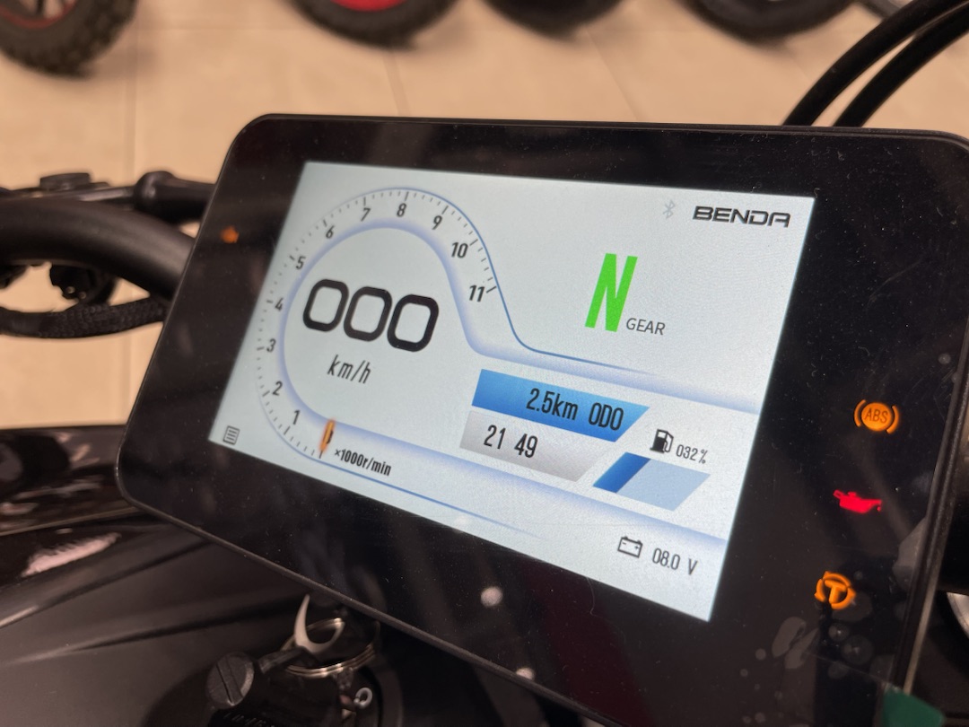 Мотоцикл Benda LFS 700 в Кургане