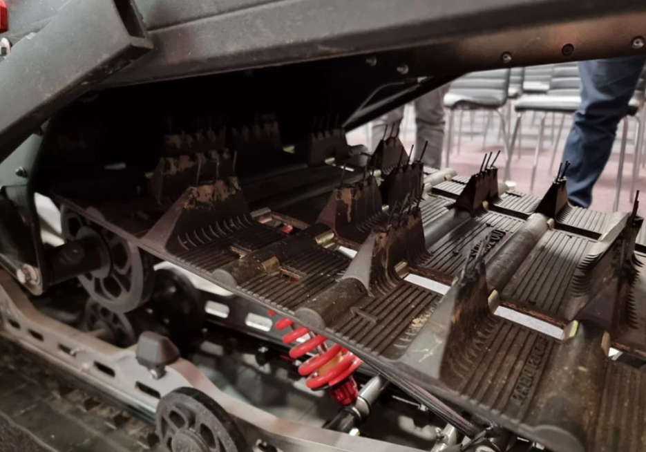 Снегоход AODES Siberiacross 1000 SWT 600mm LCD 6.8 в Кургане