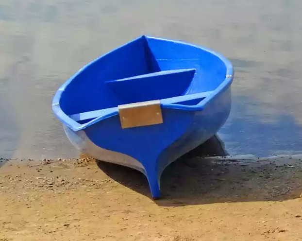 Стеклопластиковая лодка Омуль в Кургане
