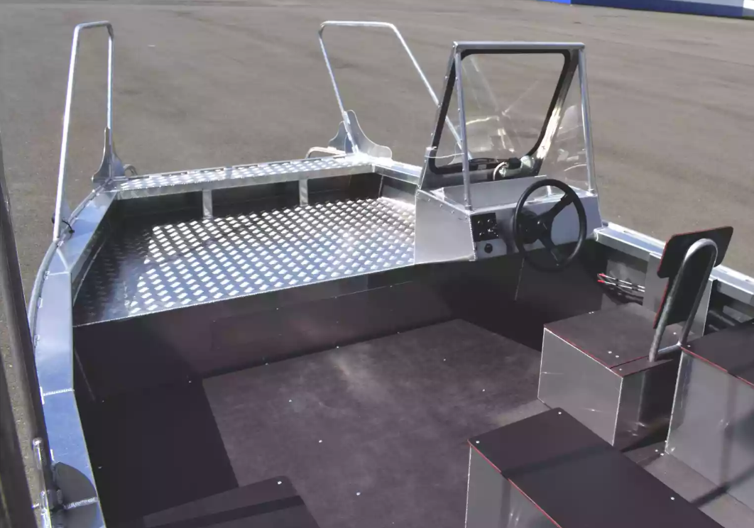 Алюминиевая лодка Wyatboat-600 в Кургане