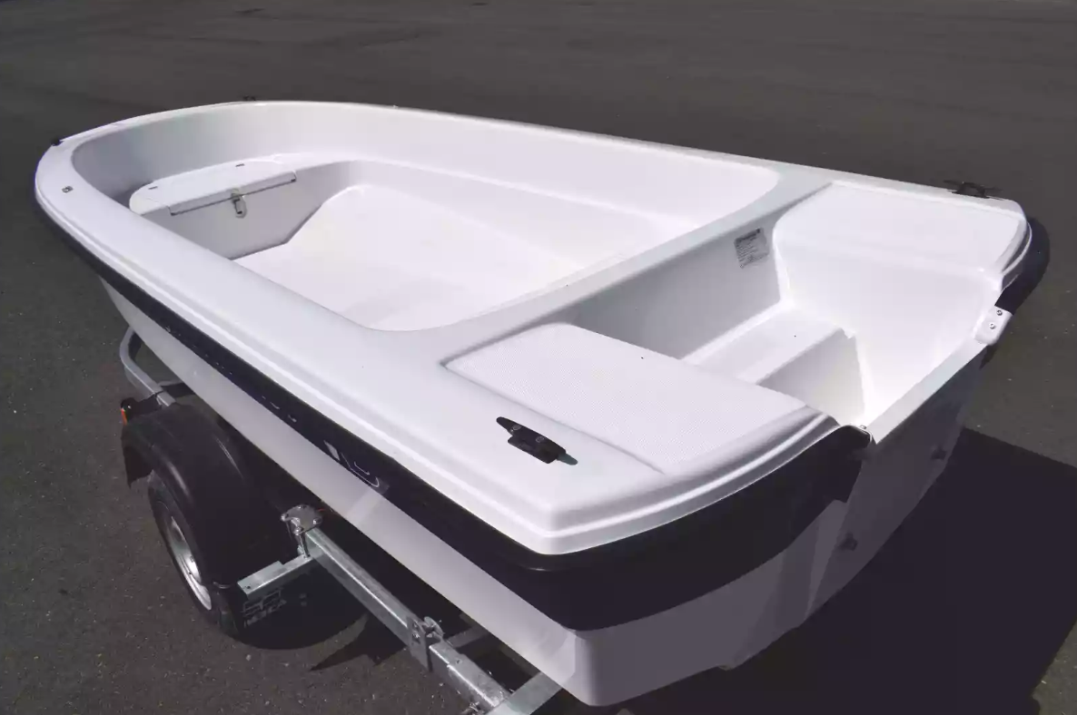 Стеклопластиковая лодка Wyatboat 430 тримаран в Кургане