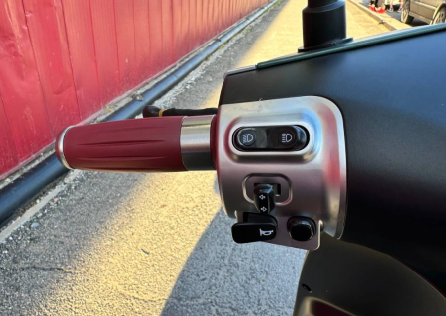 Скутер PROMAX Miami 240 (49) в Кургане