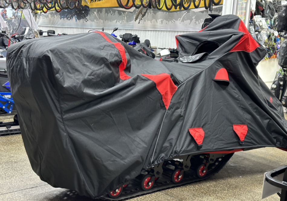 Чехол транспорт. снегохода IKUDZO HUNTER черно-красный Оксфорд ПРЕМИУМ качества с лого IKUDZO в Кургане