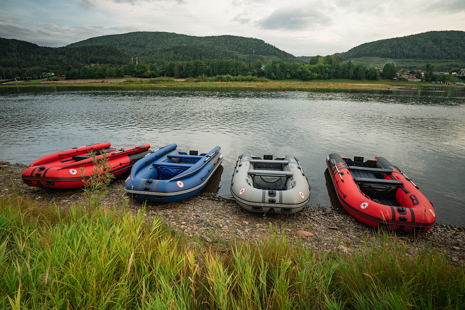 Лодка MISHIMO RIVER FJET PRO 430  под водомет в Кургане