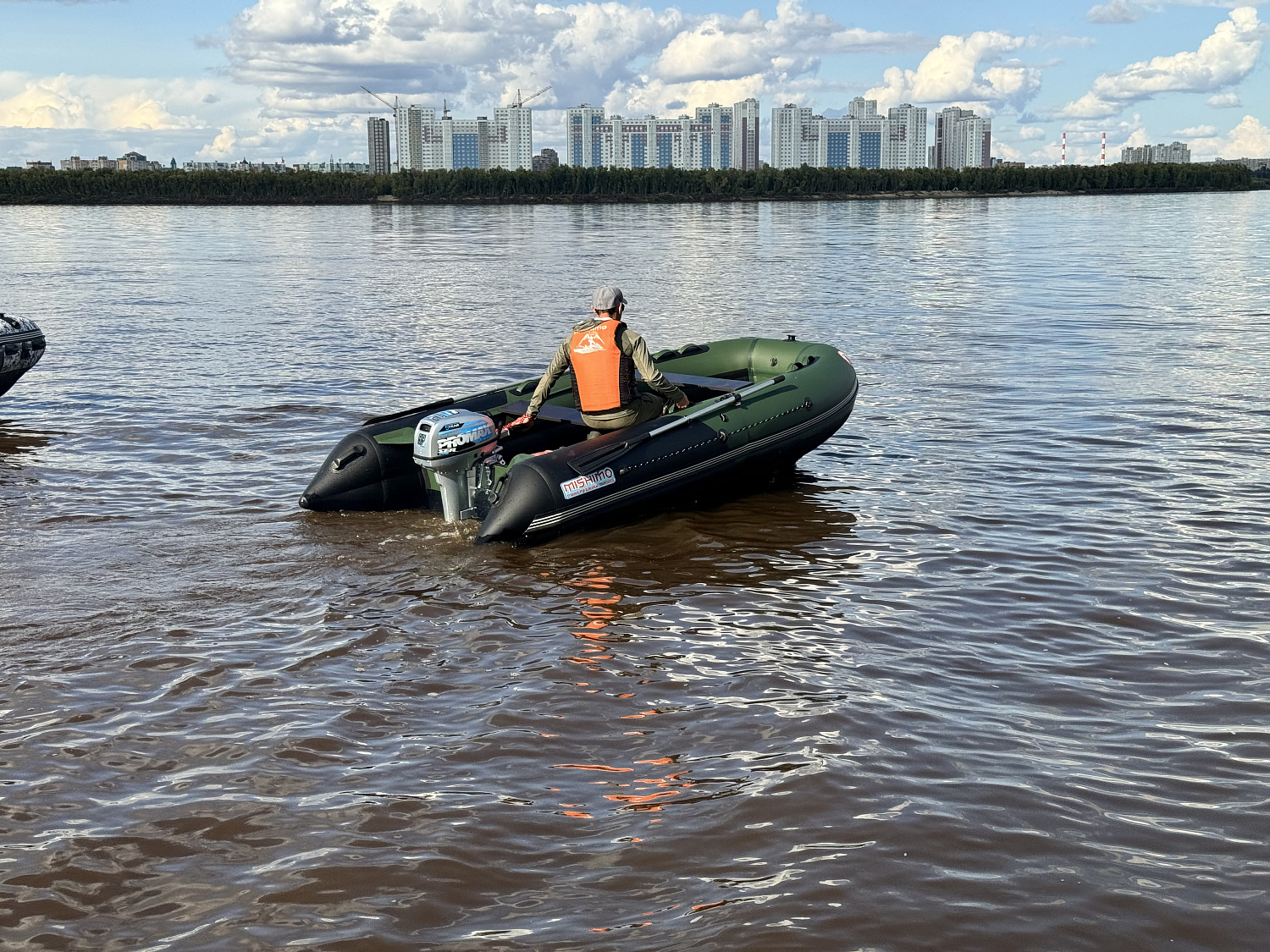 Лодка MISHIMO BIG FLOOR 380 в Кургане