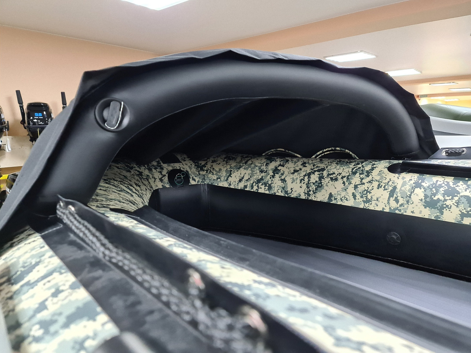 КОМПЛЕКТ НОСОВОГО ТЕНТА К ЛОДКЕ SMARINE AIR MAX 330 ЧЕРНЫЙ в Кургане