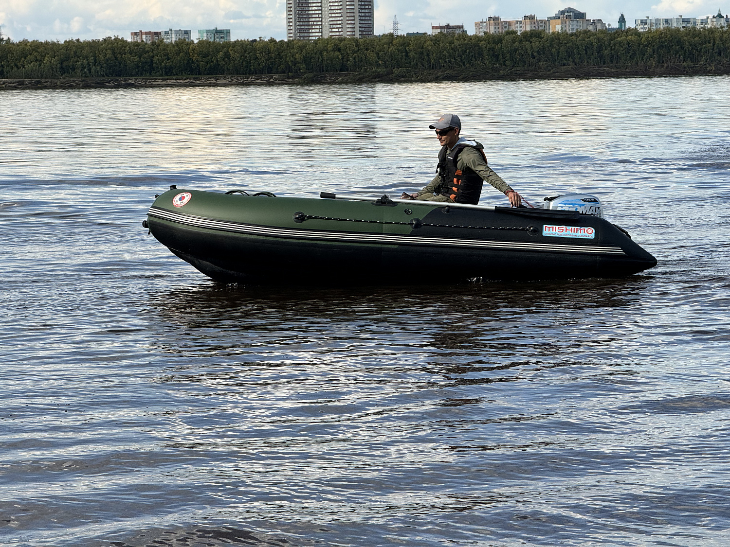 Лодка MISHIMO BIG FLOOR 380 в Кургане