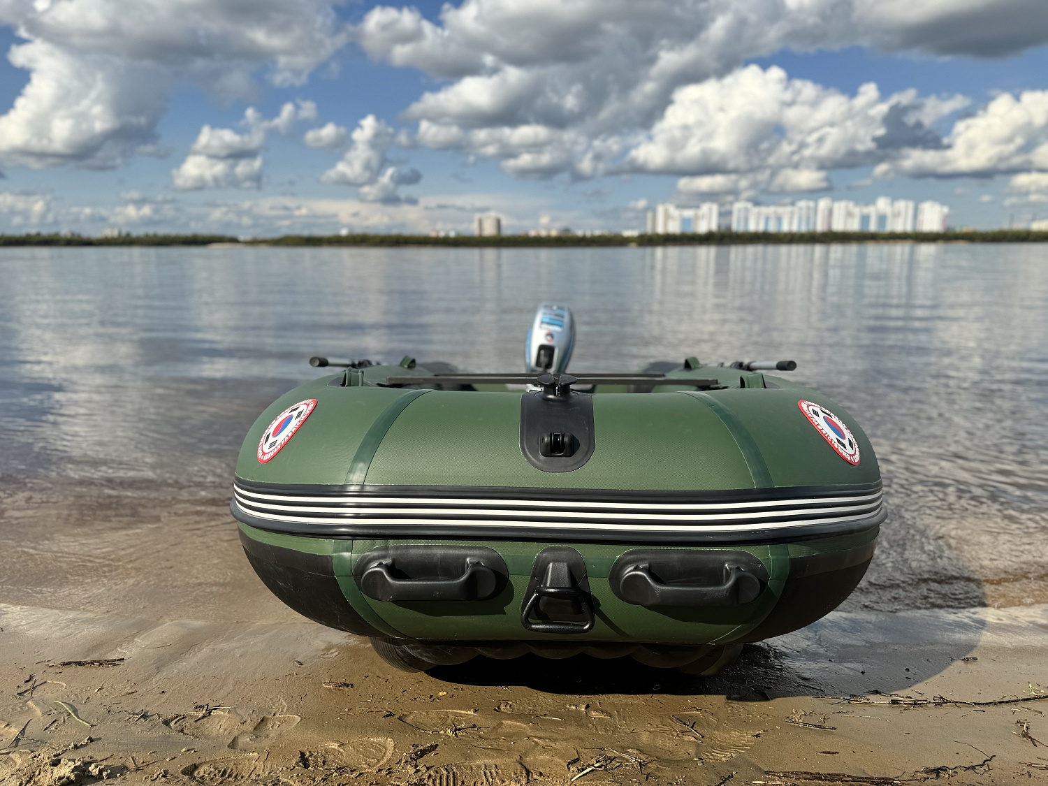 Лодка MISHIMO BIG FLOOR 400 в Кургане