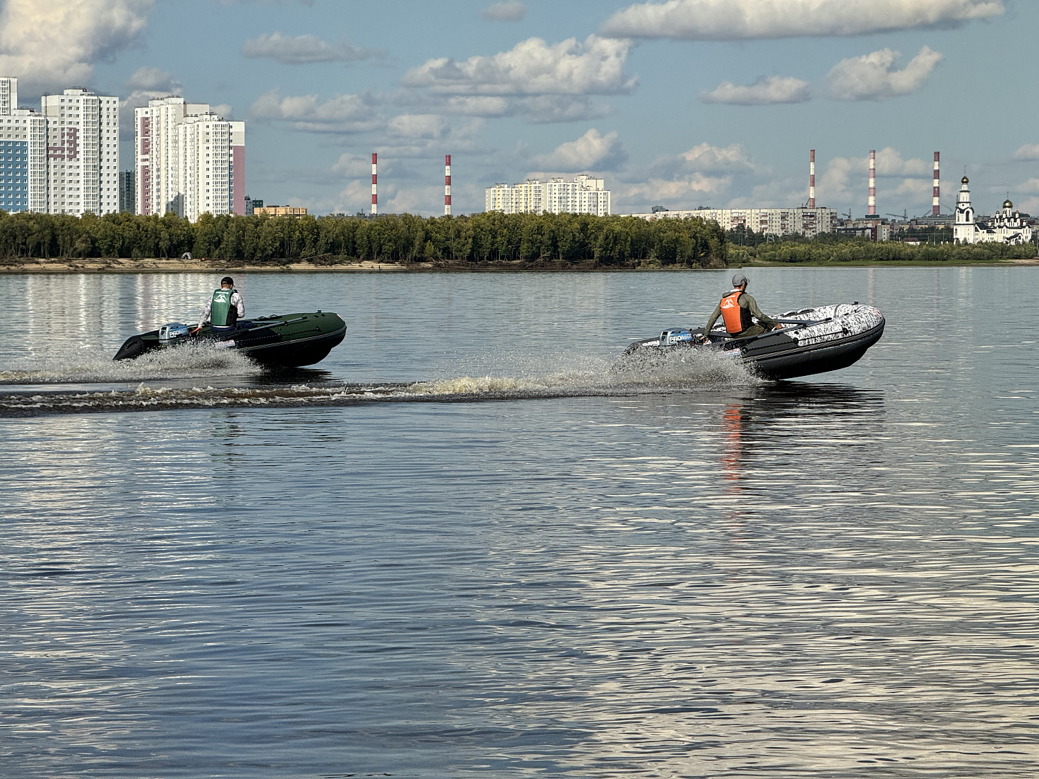 Лодка MISHIMO BIG FLOOR 440 в Кургане