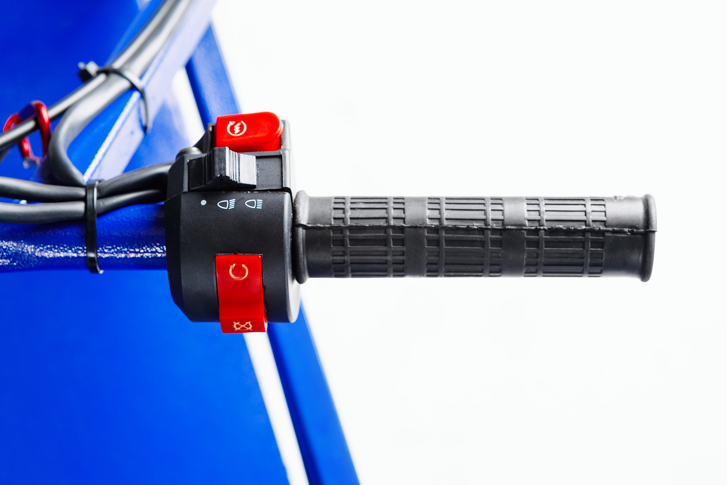 МОТОБУКСИРОВЩИК SNOW DOG 15 л.с. в Кургане